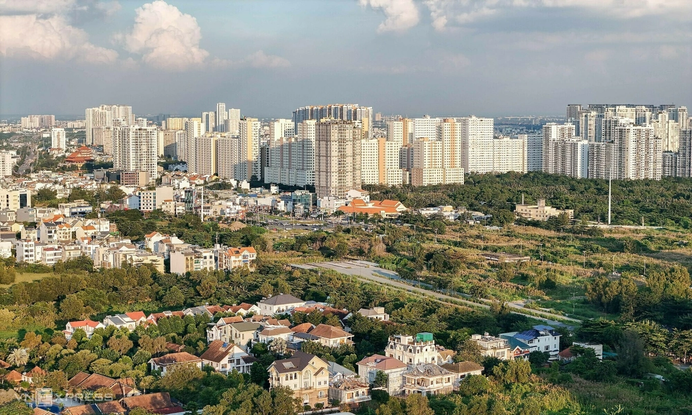 Sẽ có chính sách kiểm soát biến động giá đất