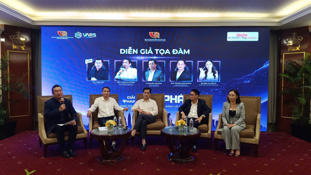 Chặn “lùa gà” bất động sản ngay từ gốc